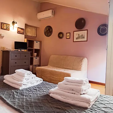 Country house Domus Volumnia *