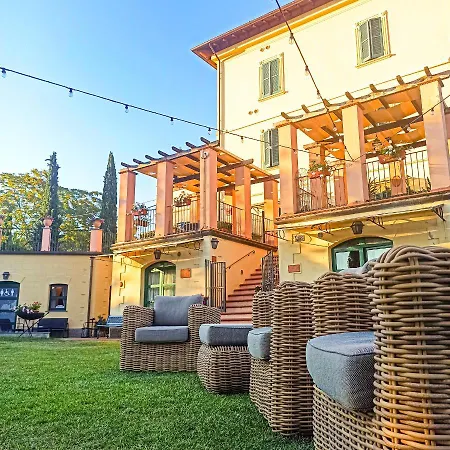 منزل ريفي Domus Volumnia بيرودجا