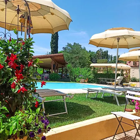 منزل ريفي Domus Volumnia بيرودجا