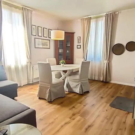 Domus Volumnia منزل ريفي بيرودجا