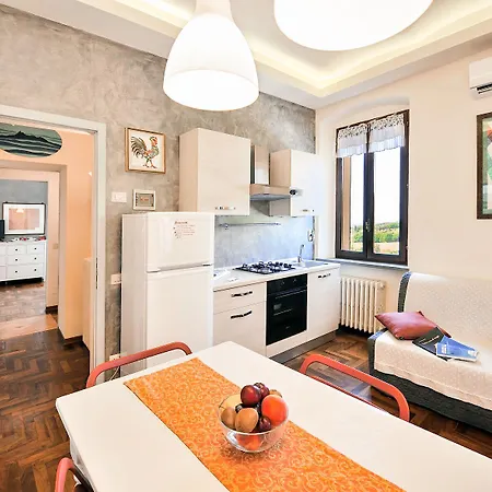 Domus Volumnia * بيرودجا