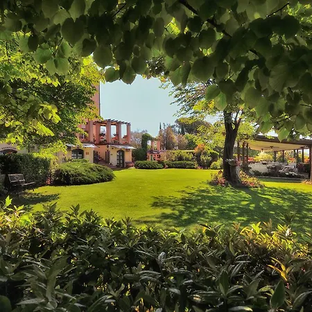 Domus Volumnia 컨트리하우스 *